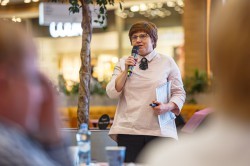 Городские власти помогают местным производителям находить новые рынки сбыта