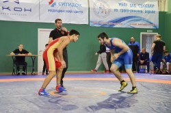 Греко-римская борьба: в уральской столице стартовал всероссийский турнир