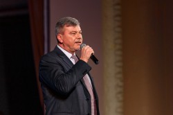 Талантливые школьники Екатеринбурга получили стипендию «Признание»