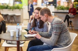 Городские власти помогают местным производителям находить новые рынки сбыта