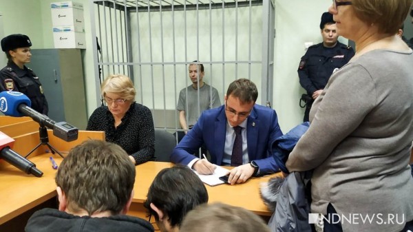 Подозреваемый в убийстве девушек на Уктусе пробудет в СИЗО до февраля (ФОТО, ВИДЕО)