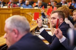 Народные избранники приняли бюджет на 2020 год в первом чтении Народные избранники приняли бюджет на 2020 год в первом чтении