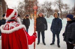 Комиссия оценила безопасность и зрелищность ледовых городков