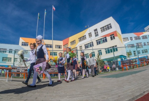 Владимир Путин подписал закон о зачислении братьев и сестёр в одну школу и детсад Владимир Путин подписал закон о зачислении братьев и сестёр в одну школу и детсад