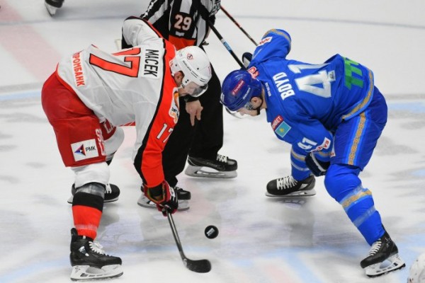 Хоккей: &laquo;Автомобилист&raquo; уступил &laquo;Барысу&raquo; в Нур-Султане