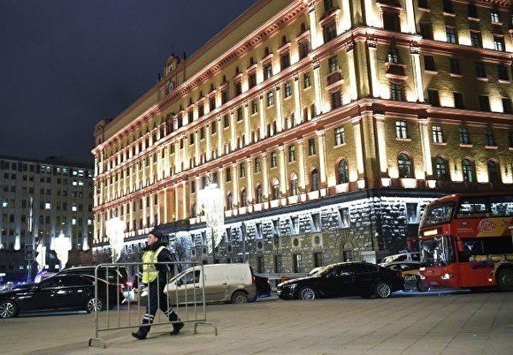 Стрелка с Лубянки заподозрили в причастности к украинскому движению националистов Стрелка с Лубянки заподозрили в причастности к украинскому движению националистов