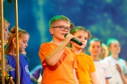 Талантливые школьники Екатеринбурга получили стипендию «Признание»