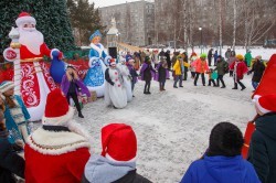 Комиссия оценила безопасность и зрелищность ледовых городков