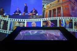 Глава Екатеринбурга поздравил Уральскую торгово-промышленную палату