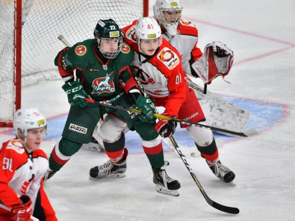 МХЛ: “Авто” вновь одержал победу над “Ирбисом” в серии буллитов МХЛ: “Авто” вновь одержал победу над “Ирбисом” в серии буллитов