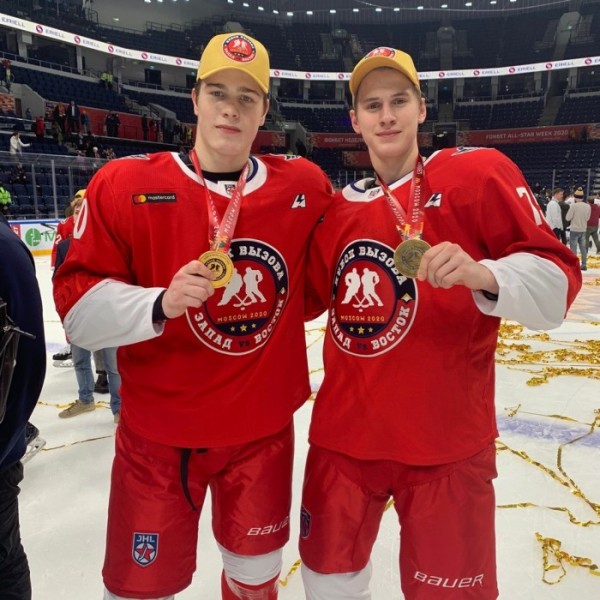 Юрий Салов и Даниил Зайцев выиграли Кубок Вызова в составе сборной Востока Юрий Салов и Даниил Зайцев выиграли Кубок Вызова в составе сборной Востока