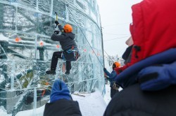 До свиданья, Антарктида: ледовый городок на площади 1905 года закрывается