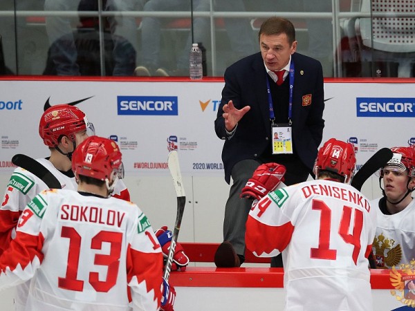 Хоккей: дубль игрока из Екатеринбурга помог российской молодёжке выйти в финал ЧМ