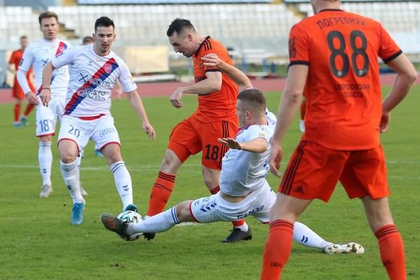 Футбол: «Урал» обыграл польский клуб в контрольном матче на Кипре Футбол: «Урал» обыграл польский клуб в контрольном матче на Кипре