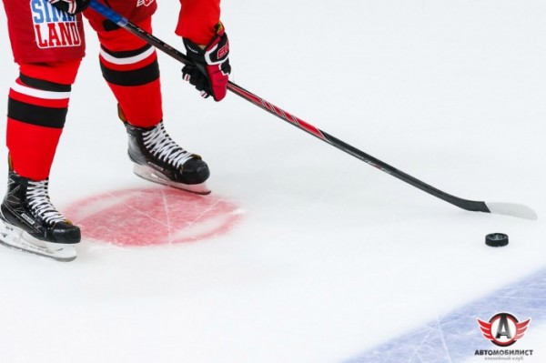 Начинается продажа билетов на матч "Автомобилист" - "Салават Юлаев" Начинается продажа билетов на матч "Автомобилист" - "Салават Юлаев"