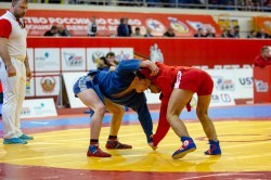 Самбо: в Екатеринбурге стартовало первенство России среди юношей и девушек