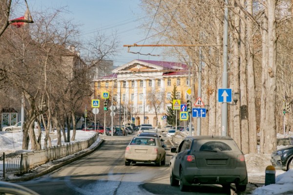 Безопасные и качественные дороги: столица Урала успешно выполняет нацпроект