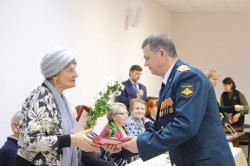 Ветераны войны и труженики тыла продолжают получать юбилейные медали