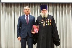 Светские власти поздравили Екатеринбургскую епархию со 135-летием