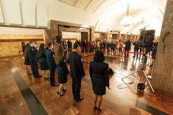 Пассажиры Екатеринбургского метро стали зрителями и слушателями Пассажиры Екатеринбургского метро стали зрителями и слушателями