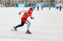 Конькобежный спорт: школьники и студенты вышли на «Лёд надежды нашей»