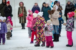 Горожане отметили День защитника Отечества в парке Маяковского