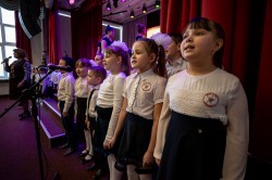 Глава Екатеринбурга открыл обновлённую школу на Уралмаше