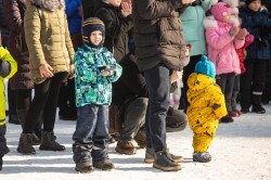 Горожане отметили День защитника Отечества в парке Маяковского