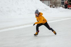 Конькобежный спорт: школьники и студенты вышли на «Лёд надежды нашей»
