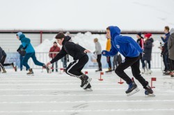 Конькобежный спорт: школьники и студенты вышли на «Лёд надежды нашей»