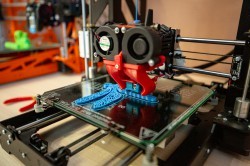 Глава Екатеринбурга открыл обновлённую школу на Уралмаше