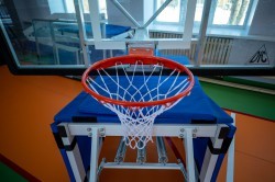 Глава Екатеринбурга открыл обновлённую школу на Уралмаше