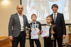 Конькобежный спорт: победители всероссийских соревнований удостоены наград