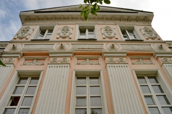 Библиотека имени Герцена приглашает горожан на своё 70-летие