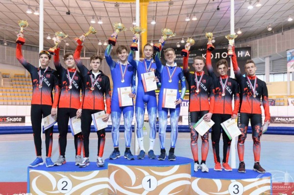 Конькобежный спорт: екатеринбуржцы завоевали медали первенства России