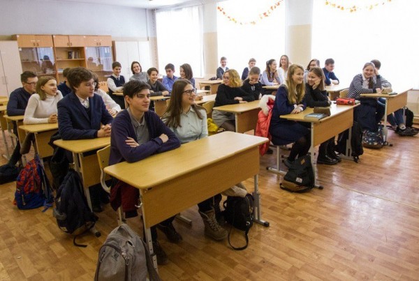 Екатеринбургские школьники продолжают постигать основы стратпланирования Екатеринбургские школьники продолжают постигать основы стратпланирования