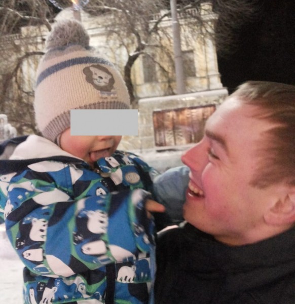 «Я лечу домой, откроешь мне дверь», – вдова погибшего в жутком ДТП на Малышева рассказала о последних словах супруга (ФОТО, ВИДЕО)