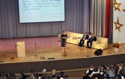 День науки в Академическом: открытие памятника атому и лекции учёных