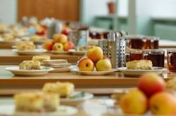 Школьники Екатеринбурга получают правильное питание