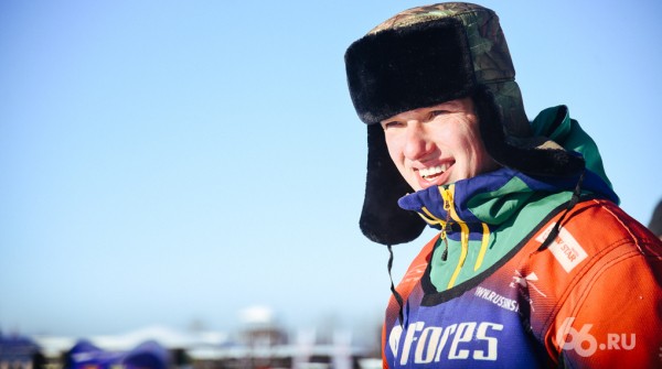 Сергей Карякин устроил гонки на льду Верх-Исетского пруда. Фото Сергей Карякин устроил гонки на льду Верх-Исетского пруда. Фото