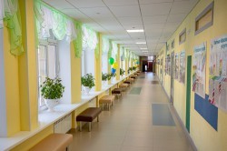 Глава Екатеринбурга открыл обновлённую школу на Уралмаше