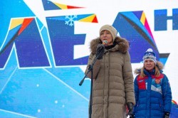 Конькобежный спорт: школьники и студенты вышли на «Лёд надежды нашей»