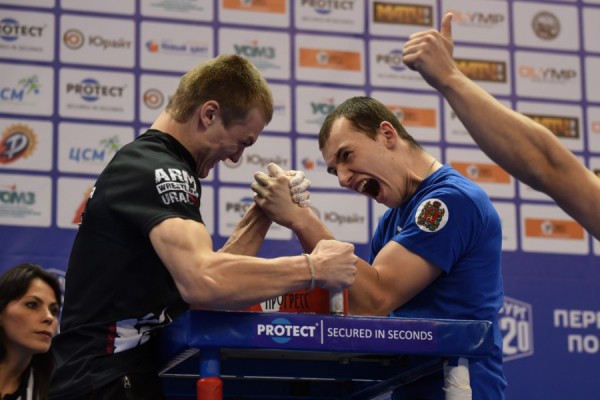 Армрестлинг: свердловские спортсмены завоевали 5 наград на первенстве России