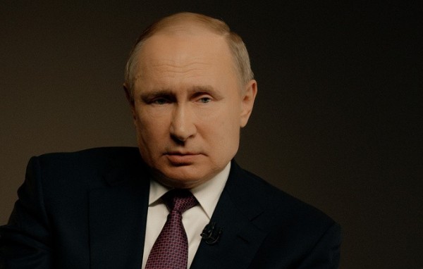 «20 вопросов Владимиру Путину»: кому верит Президент?