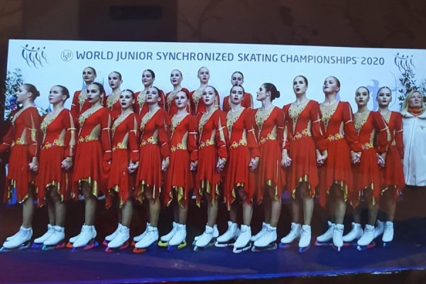 Синхронное фигурное катание: команда из Екатеринбурга взяла серебро на чемпионате мира