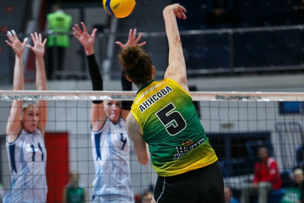 Волейбол: «Уралочка» отыгралась с матчбола на Сахалине Волейбол: «Уралочка» отыгралась с матчбола на Сахалине