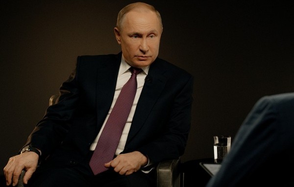 «20 вопросов Владимиру Путину»: как повлияли санкции на Россию?