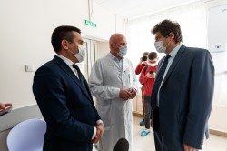 Александр Высокинский призвал пожилых жителей уральской столицы остаться дома