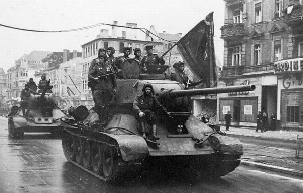 История Великой Победы: 22 апреля 1945 года советские танки вошли в Берлин