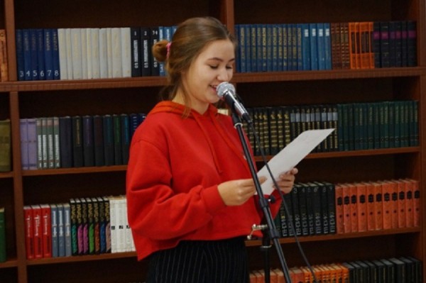 Ценители рифмы: уральские студенты запустили творческий флешмоб